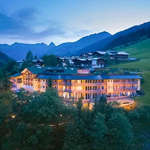 Hotel Residenz Hochalm - In - Out, Saalbach-Hinterglemm